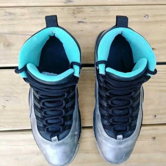 Jordan sneakers - Picture 2 of 8